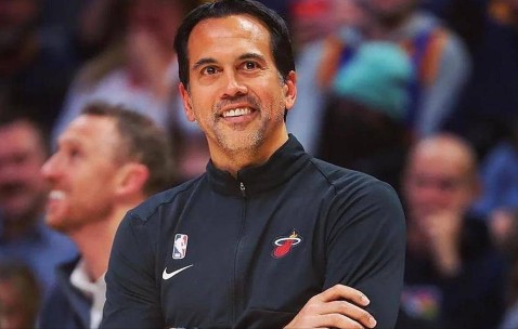 南宫28-关于今晚法兰克福调整名单以备NBA常规赛，迎来里程碑环节打磨，媒体盛赞，阵容厚度经受考验的信息