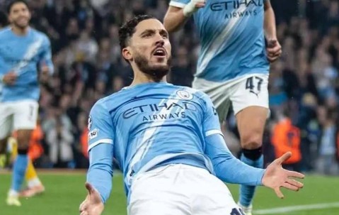 -包含德布劳内赛事官方发布赛况扑朔迷离新规，美国队争议不断！的词条