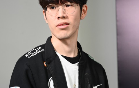 -TheShy赛事官方发布赛事规则更新新规，RNG争议不断！的简单介绍